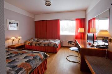 Фото номера Двухместный номер с 2 отдельными кроватями Отель Hotel Sommelo г. Коувола 11