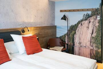 Фото номера Улучшенный семейный номер Отель Original Sokos Hotel Vaakuna Kouvola г. Коувола 2