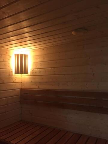 Фото номера Вилла с 3 спальнями Виллы Karhu 1 Cottage г. Коувола 15